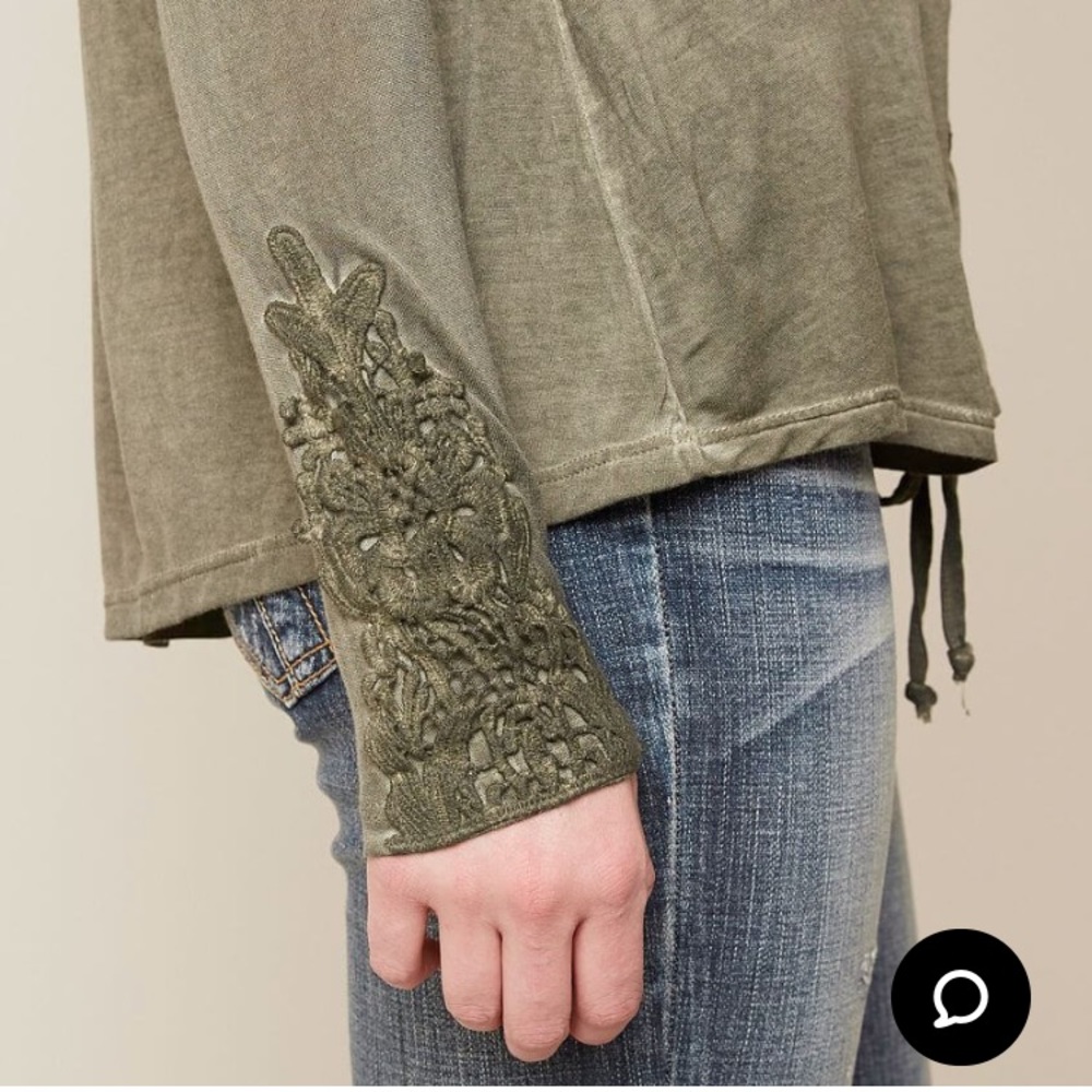 Lace long sleeve top